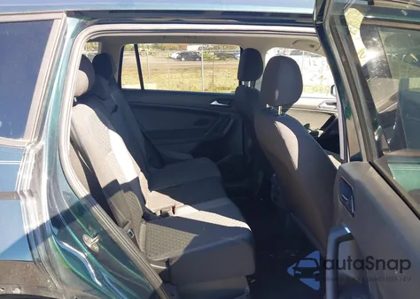 2018 Volkswagen Tiguan 2.0T S из США, поврежденный, VIN 3VV0B7AX9JM112536